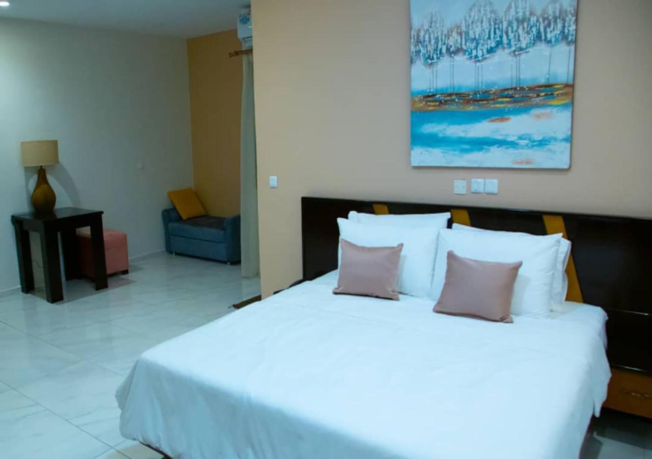 Onyx Hotel Yamoussoukro Bagian luar foto
