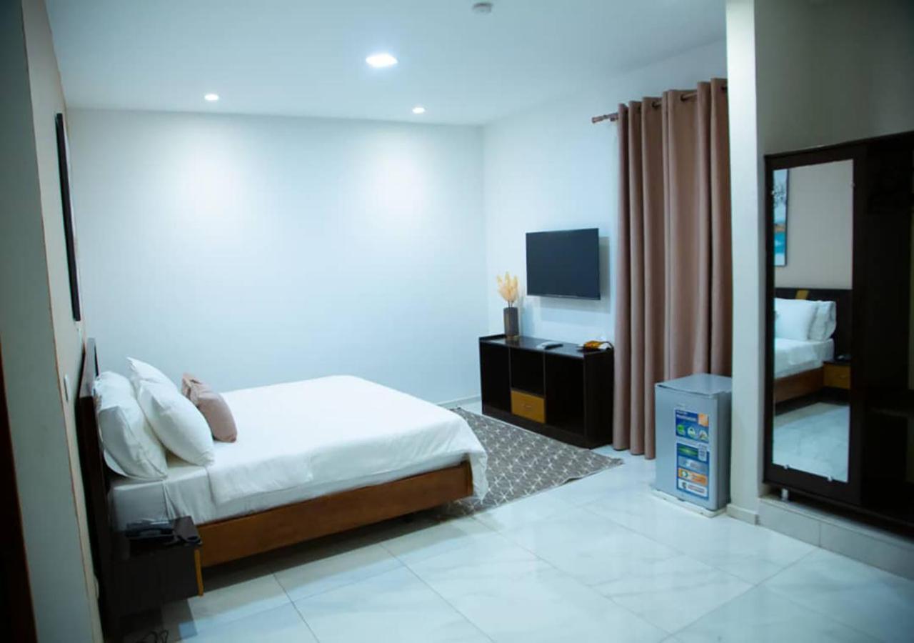 Onyx Hotel Yamoussoukro Bagian luar foto