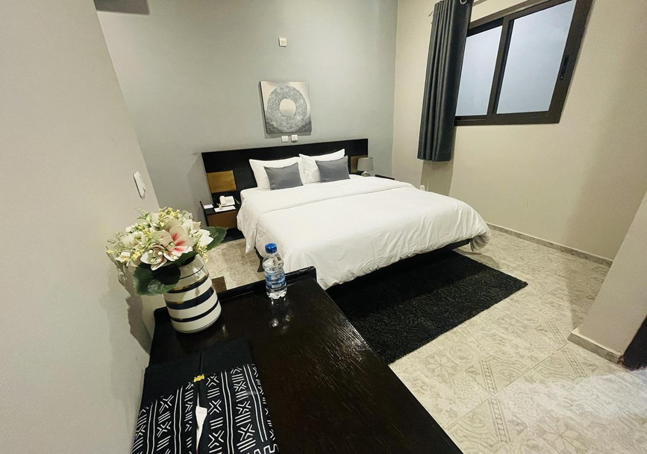 Onyx Hotel Yamoussoukro Bagian luar foto